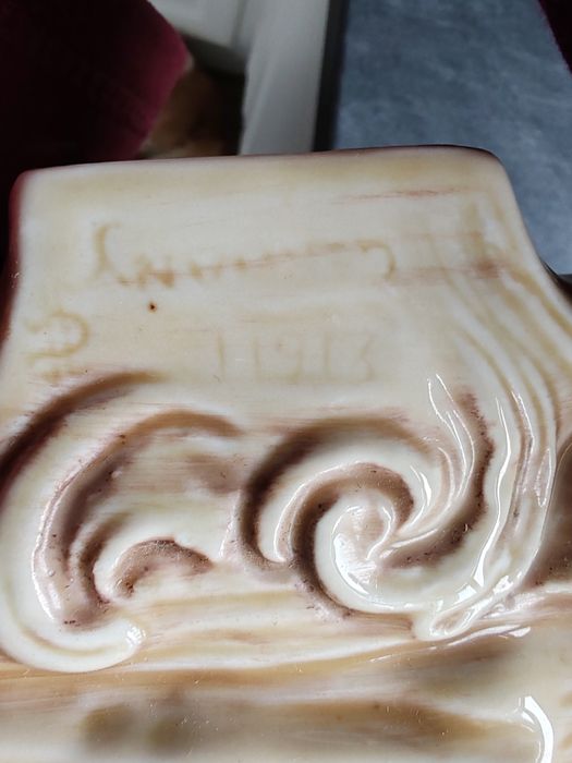 Bibelou antic german ,,Vânzătorul de peste"