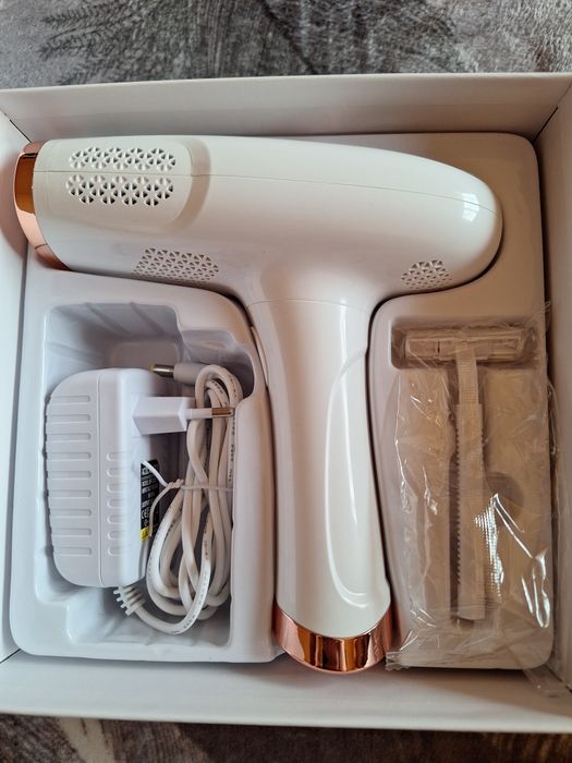 IPL epilator pentru epilare definitivă