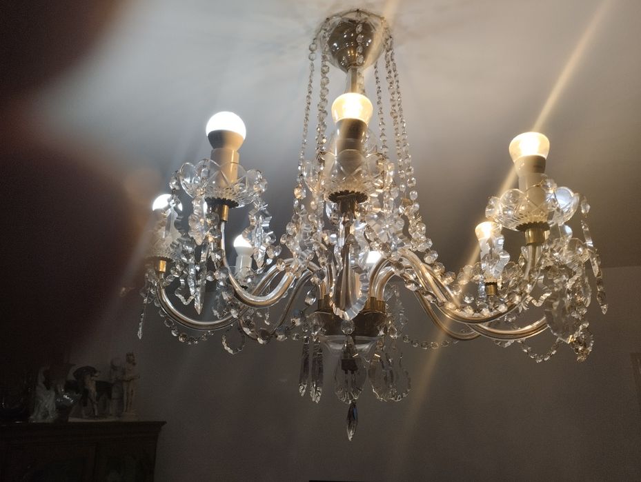 Vând candelabru de cristal Boema