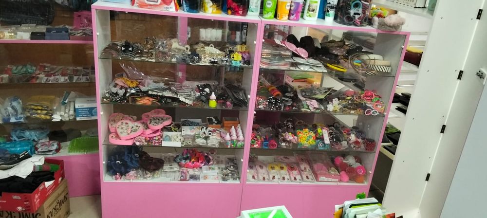 Продам витрины в хорошем состоянии