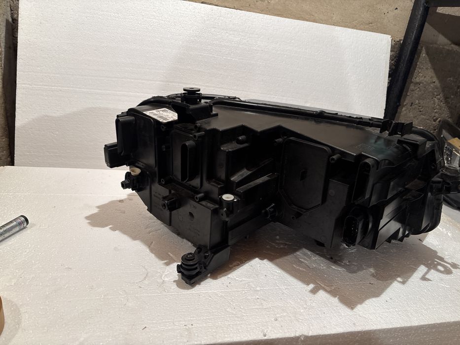 Ляв фар VW Tiguan