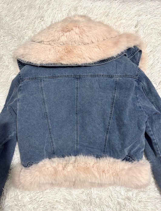 Дамско дънково яке с козина