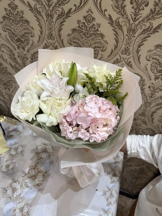 Цветы продам свежие