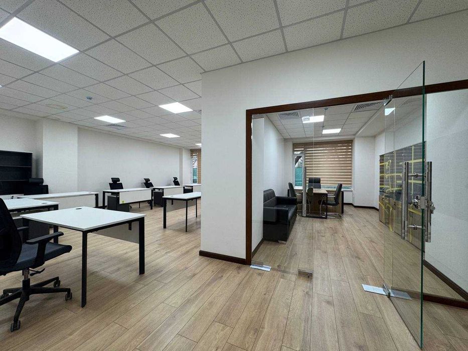 Аренда Евро офис Шастри 890м2