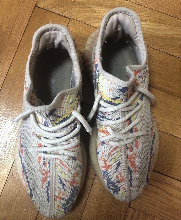 Yezzy 350 v2 foarte buna