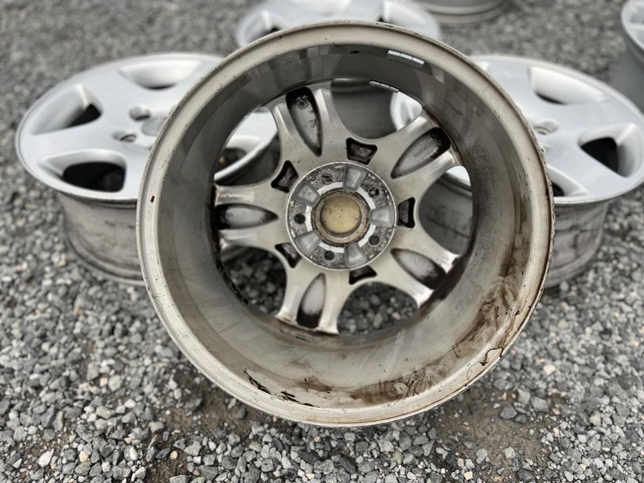 Оригинални джанти Ауди 5/112 Audi 5x112

Употребявани, Шумен