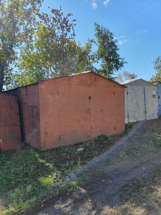 Сдам жележный гараж