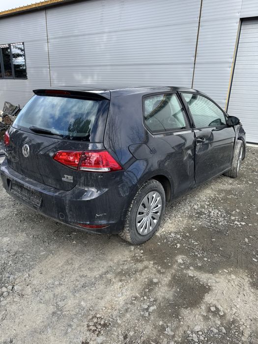 Голф 7 на части