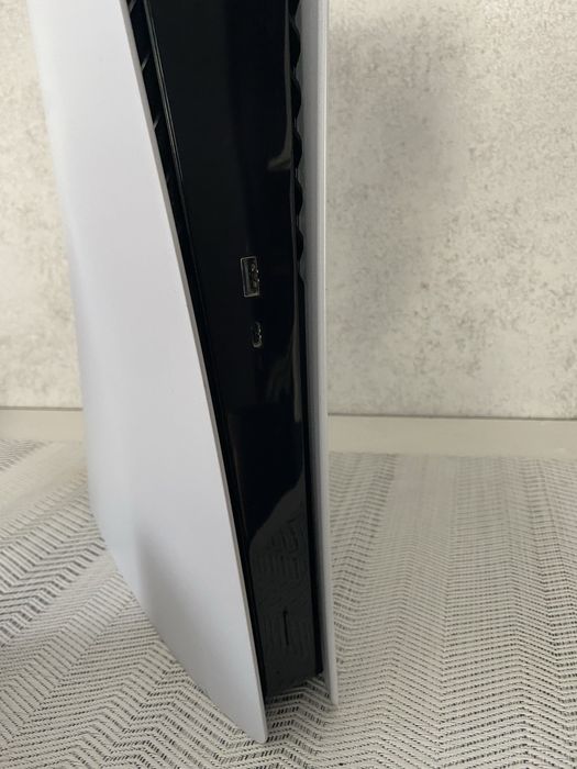 Конзола PS5 Digital Edition White