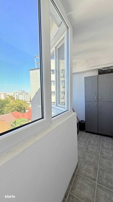 Apartament 3 camere de închiriat pe Calea Moșilor
