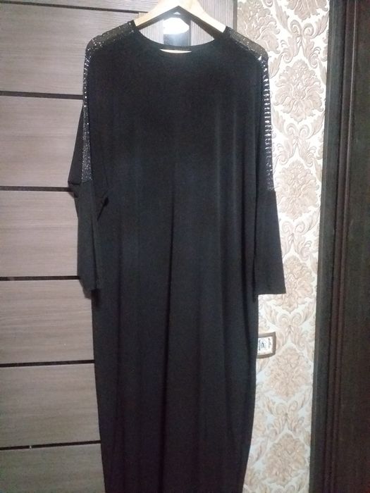 Женская одежда платье длинное  60р