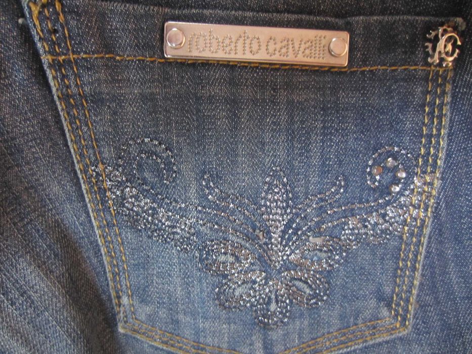 Blugi dama Roberto Cavalli,W27 L32,Talie=76cm,Lung=102cm,drepti