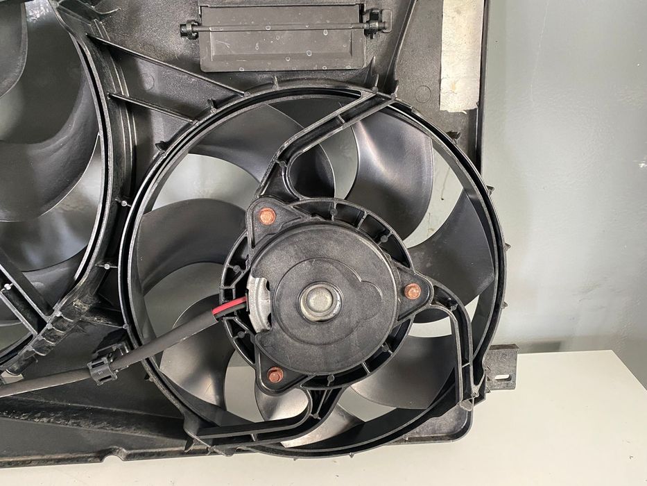 Electroventilator Volvo XC60 XC70 S60 V60 V70 S80 2009-2013 31274265 6G91-8C607-NC 32339742