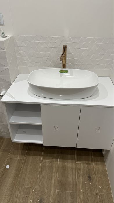 Конзолен Шкаф за баня MDF