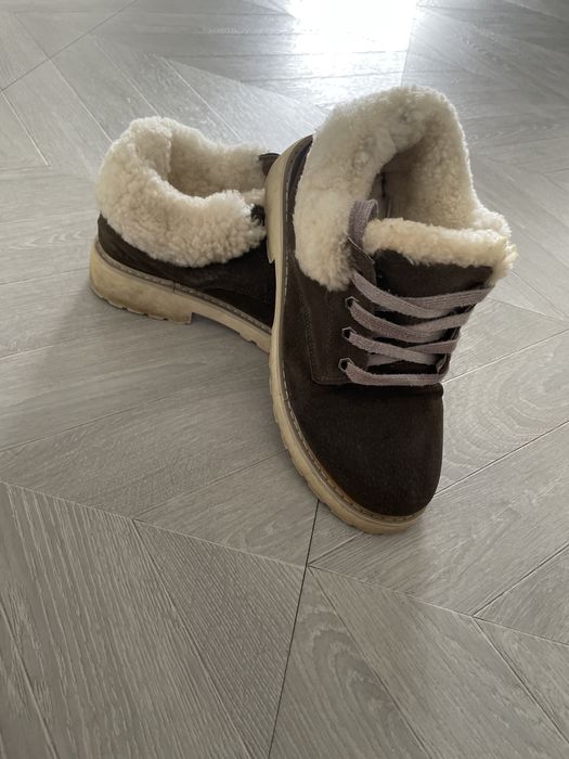 Обувь 4 пары, в отличном состоянии!