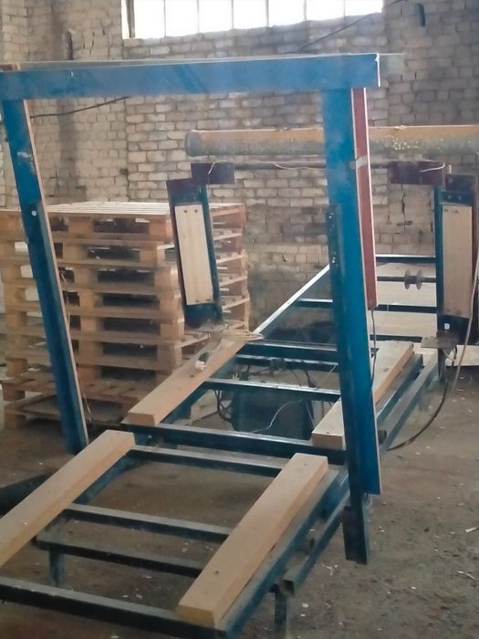 Станок для резки пенопласта