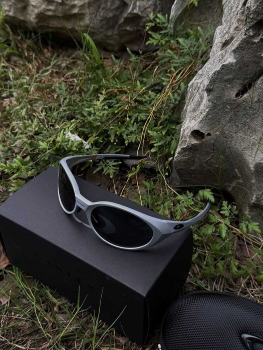 Oakley EyeJacket (USA) очки с поляризацией для максимальной защиты