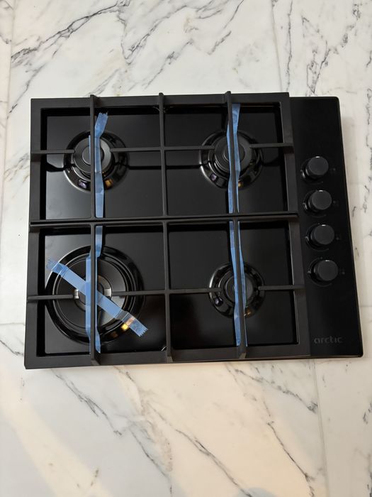 Plita gaz. Nou-nouta.