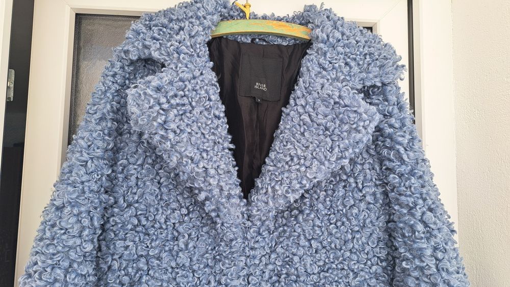 Poncho elegant și jachetă blăniță