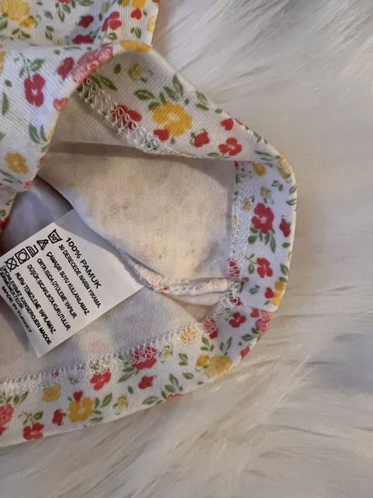 Бебешка блуза с дълъг ръкав.