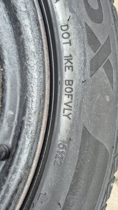 Гуми с джанти може и само гуми 205/55/16