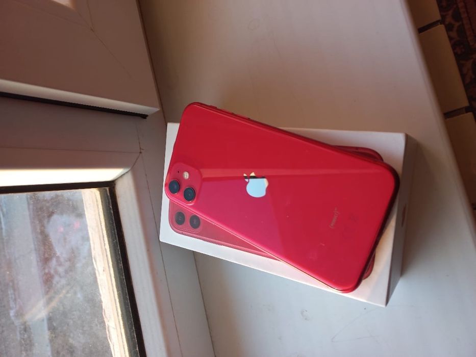 iPhone 11 (Product RED), 128GB, 100%!