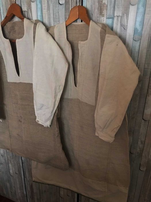 Ленено Кенарени Рокли за Народна Носия