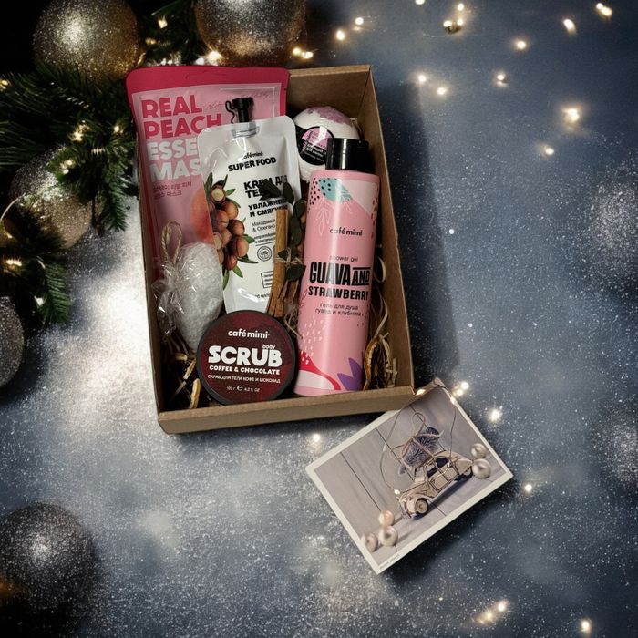 Новогодние подарочные боксы