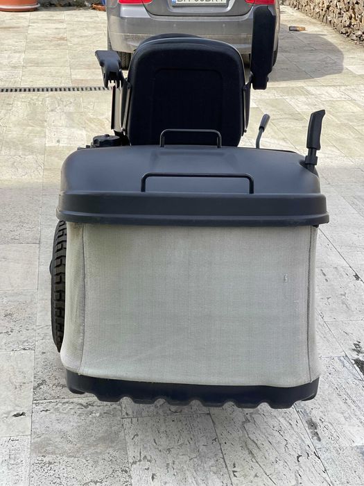 Tractoras de tuns iarba Snapper 28 HP Vtwin Premium