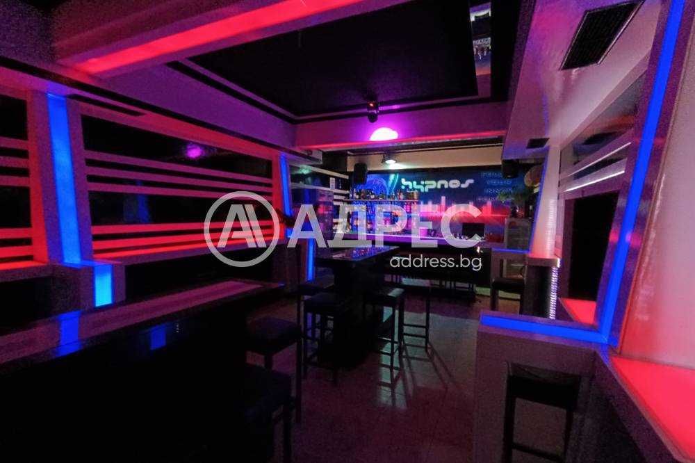 Дава се под наем Магазин в Разград, Орел - 200 кв.м за 1530 € - Снимка #2