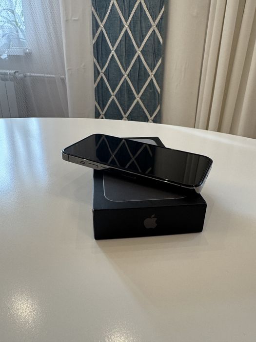 Продам Iphone 13 Pro