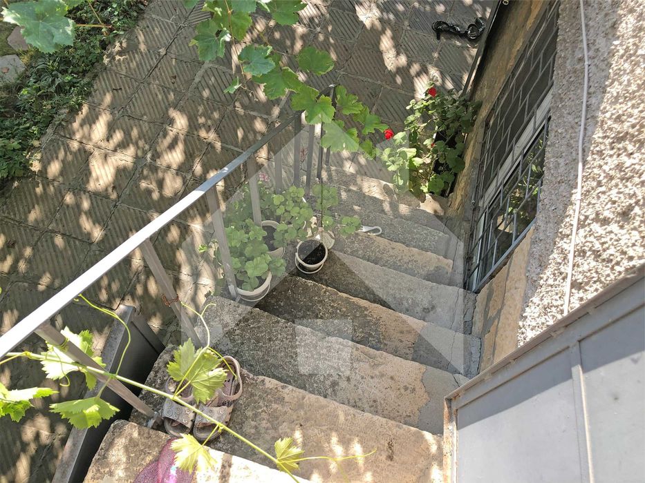 Продава се Къща в Нови пазар - 100 кв.м за 332 €/кв.м - Снимка #7