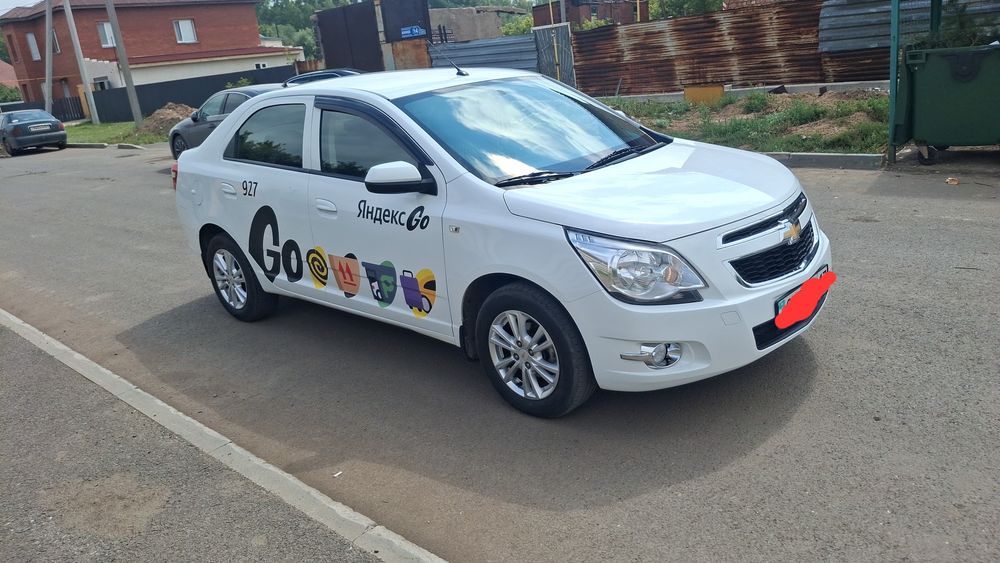 Шевролет кобальт