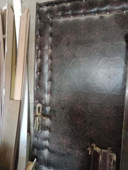 Дверь входной,межкомнотный