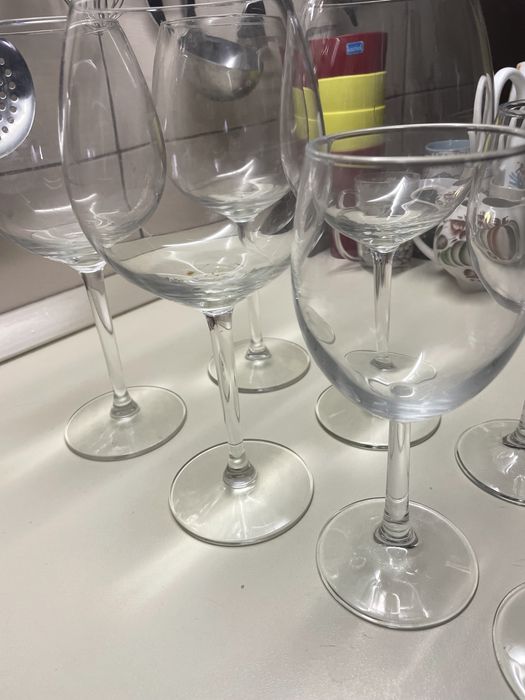 Бокалы под вино(фужеры)