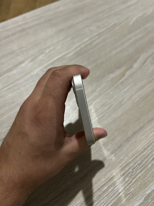 Iphone 13, 128gb, starlight, liber de retea