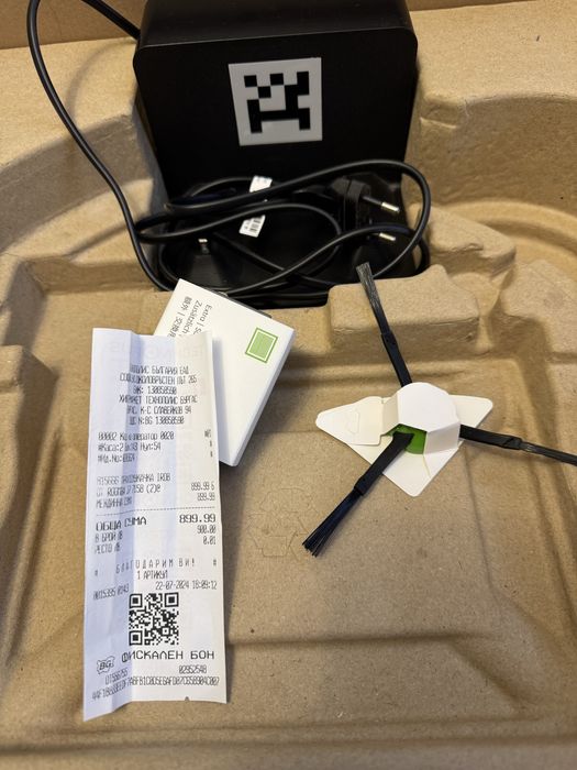 Прахосмукачка робот Roomba j7