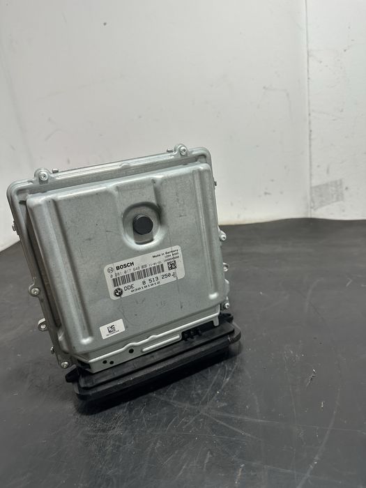 Calculator ECU BMW Seria 5 F10 F11 520d  F30 F25 | 8513250