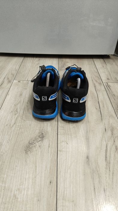 Salomon mărimea 41.5
