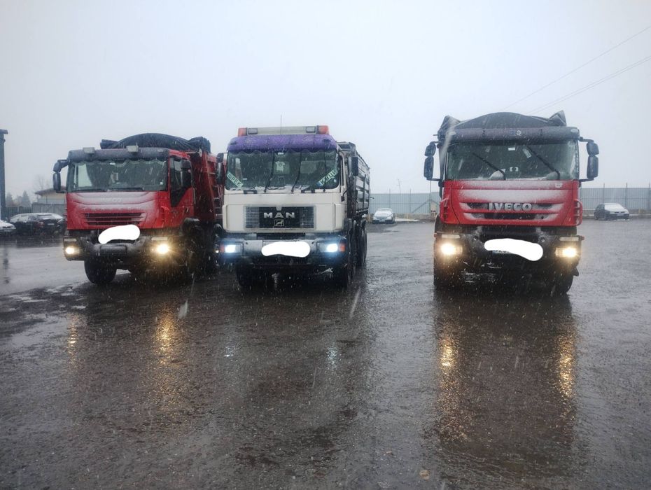 Събаряне на сгради, услуги с комбиниран багер и самосвал