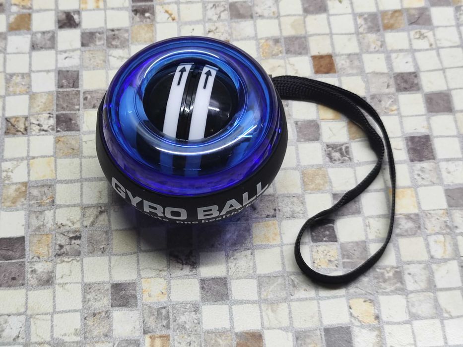 Gyro Ball (жироскопична топка) - Ръчен тренажор