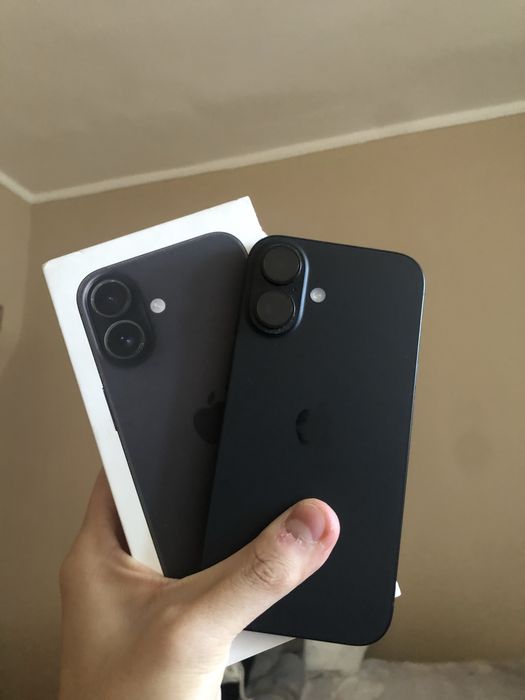 продаю iPhone 16