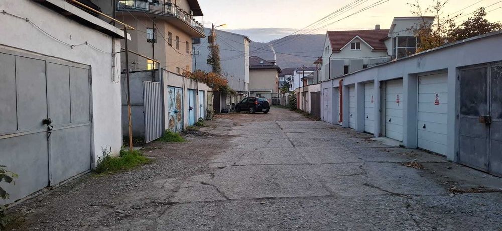 Garaje/boxe de inchiriat Piatra-Neamt, zona centrala