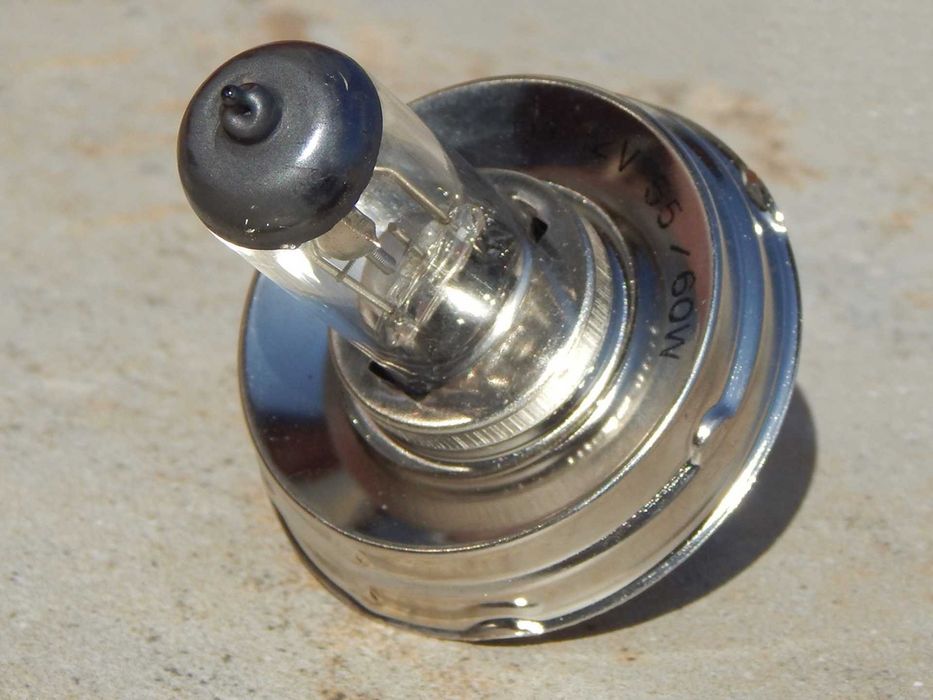 Bec auto halogen H4 12V 60/55W P45T Osaka Japonia cu ambalaj