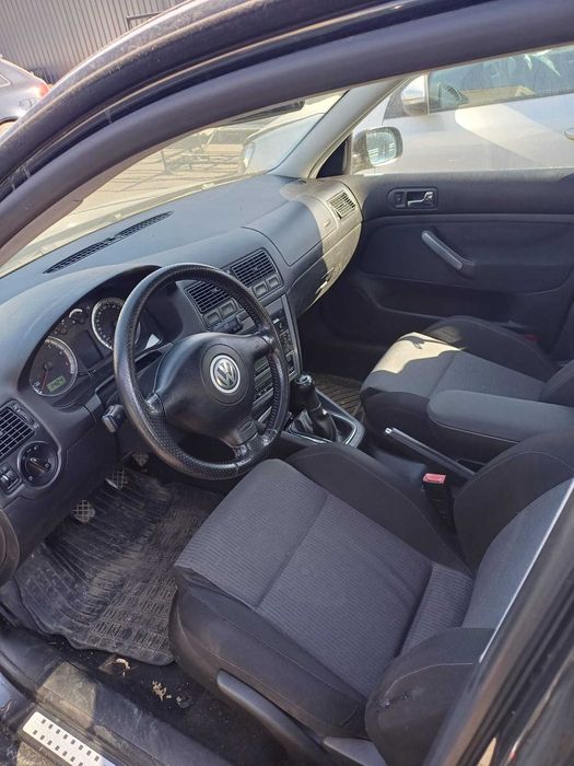 VOLKSWAGEN Golf 2003 — imagine 4