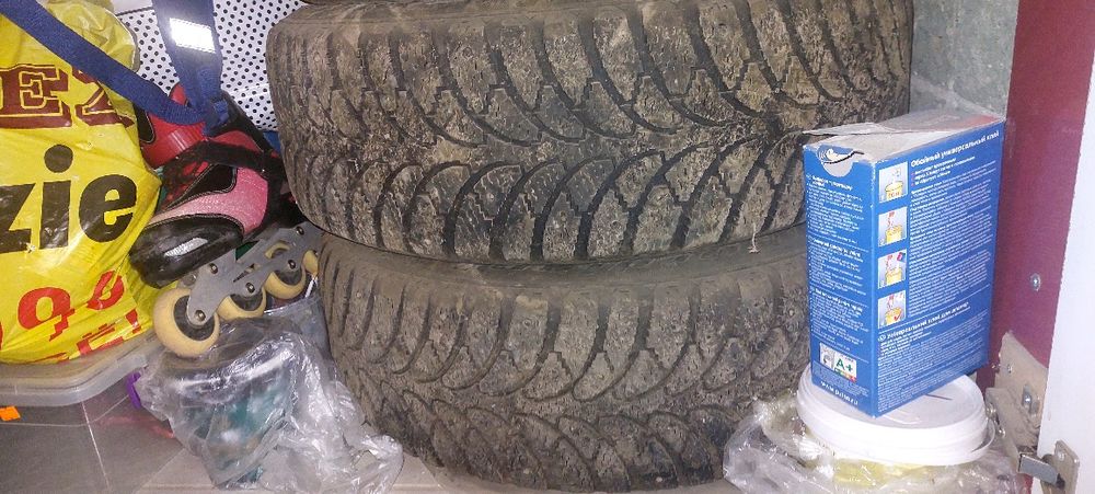 Диски с резиной стояли на авенсис