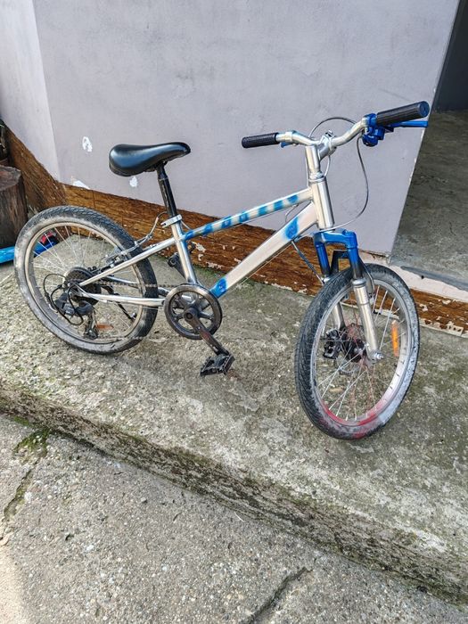 Bicicleta pentru copii