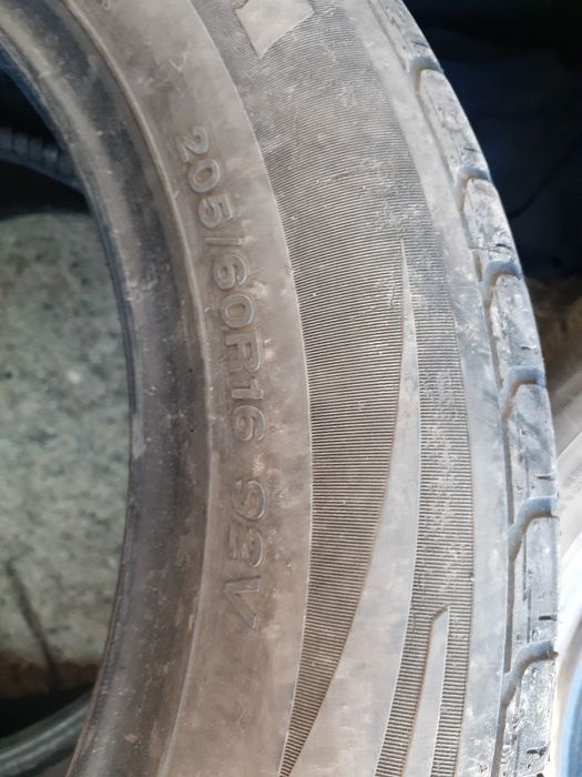 Продам 205/60 r16