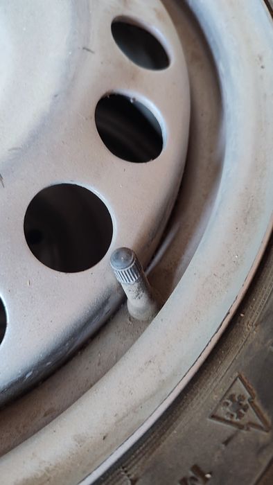 Зимние шипованные шины с дисками