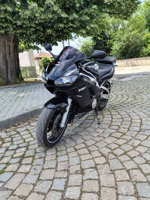Yamaha YZF 600 R6 RJ03